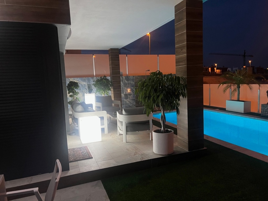 Luxusná vila v Los Montesinos – Costa Blanca