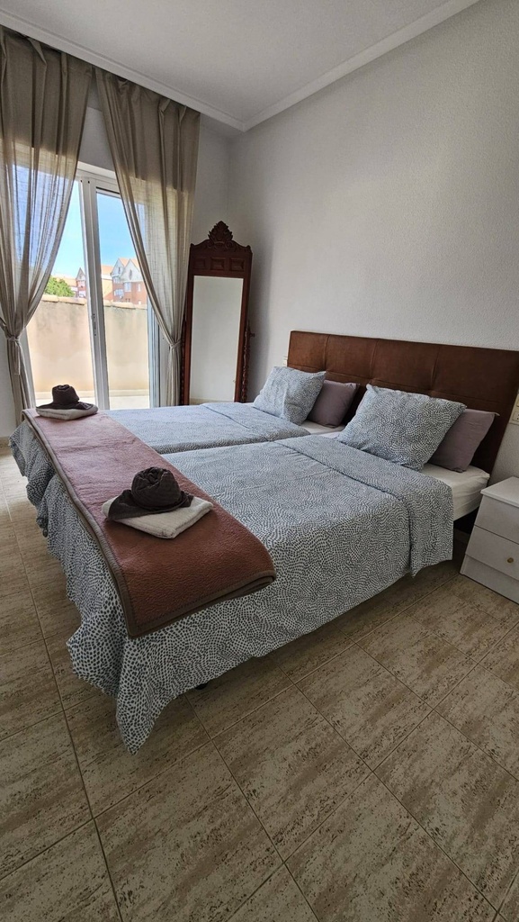 Moderný penthouse v Torrevieja – Acequion