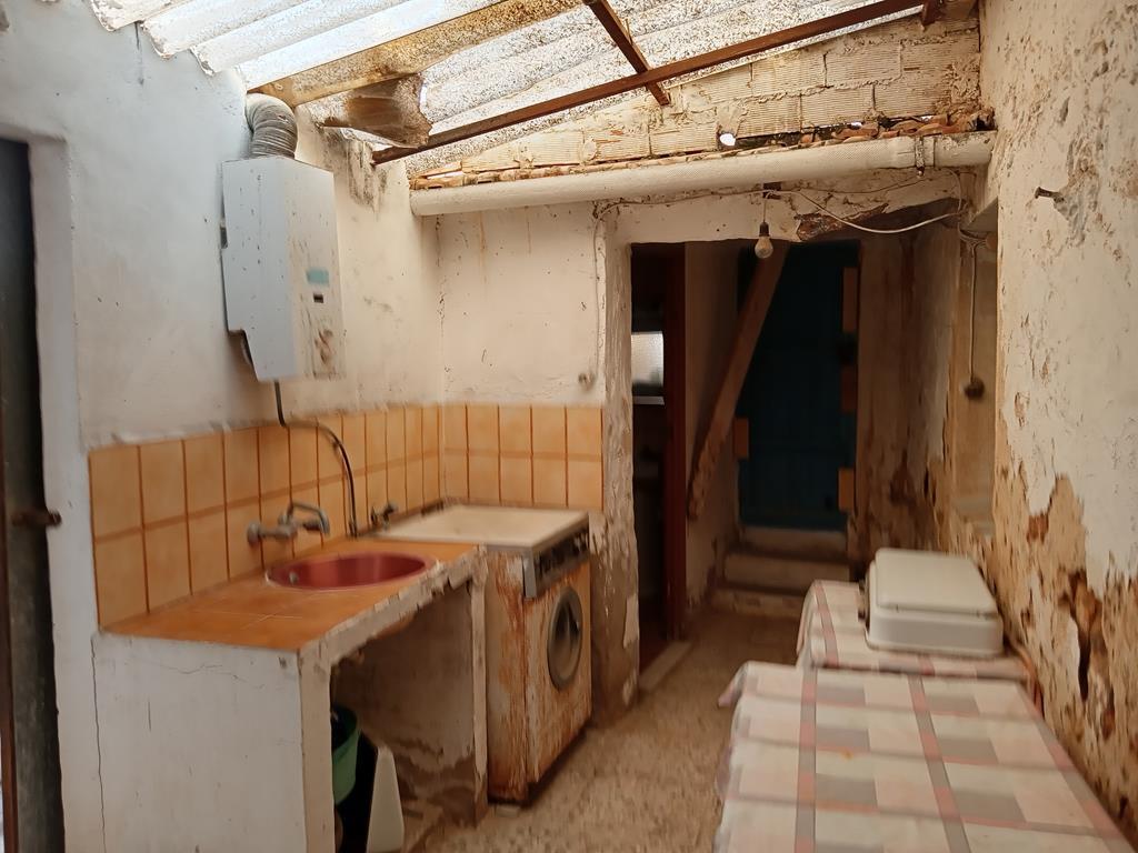 Semi Detached v Los Montesinos