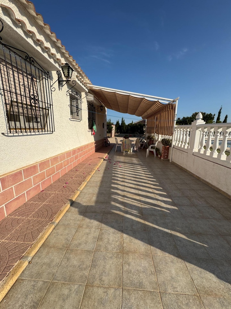 Moderná vila v Albatera – Partida Lomas