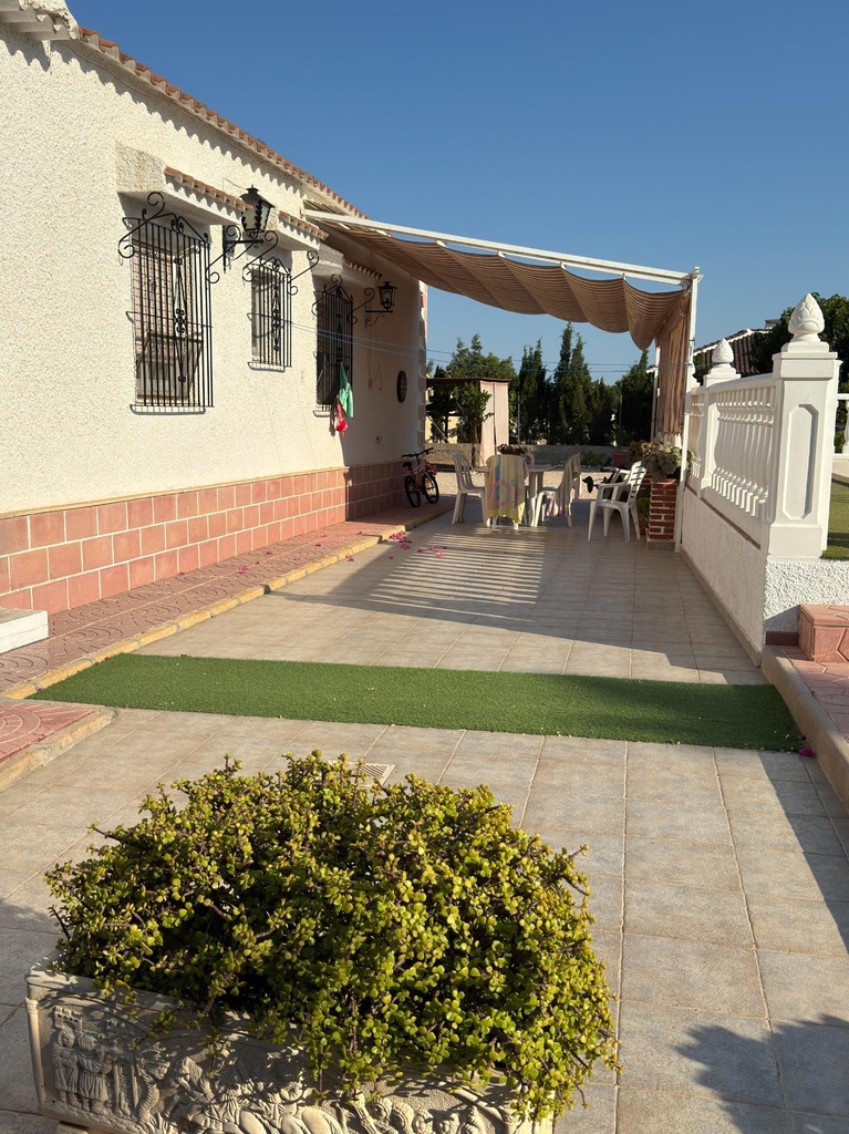 Moderná vila v Albatera – Partida Lomas