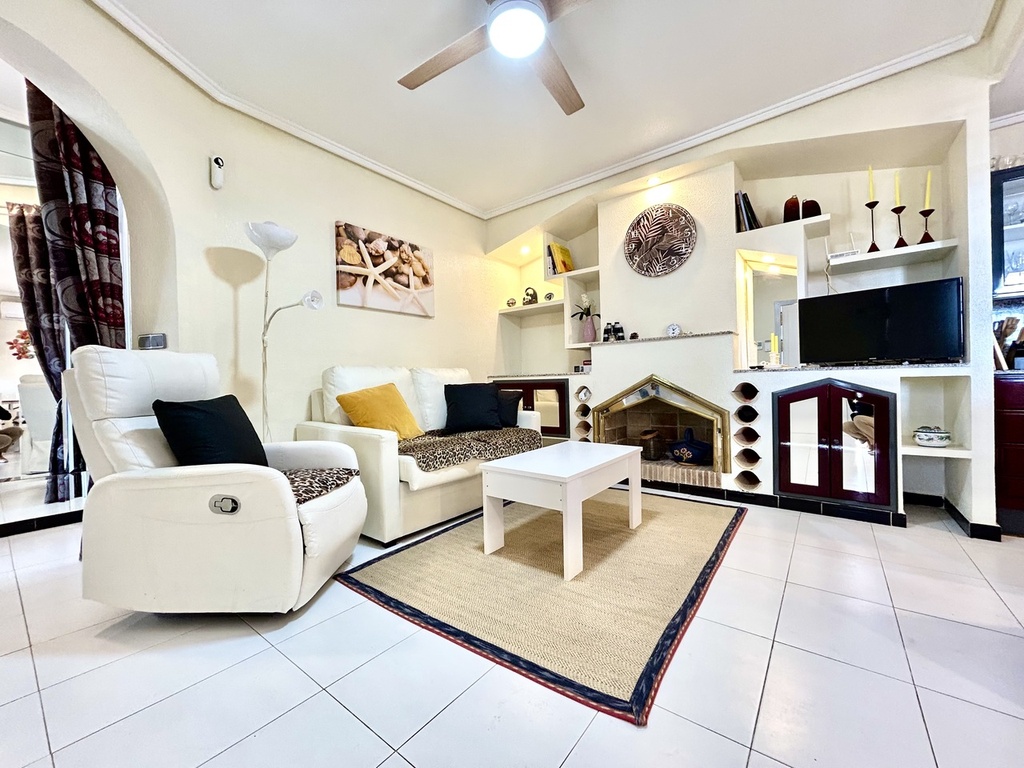 Moderný apartmán v Los Altos – Costa Blanca