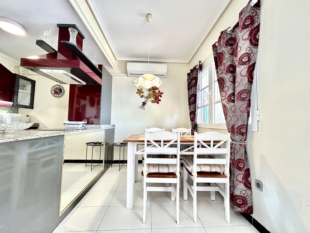 Moderný apartmán v Los Altos – Costa Blanca