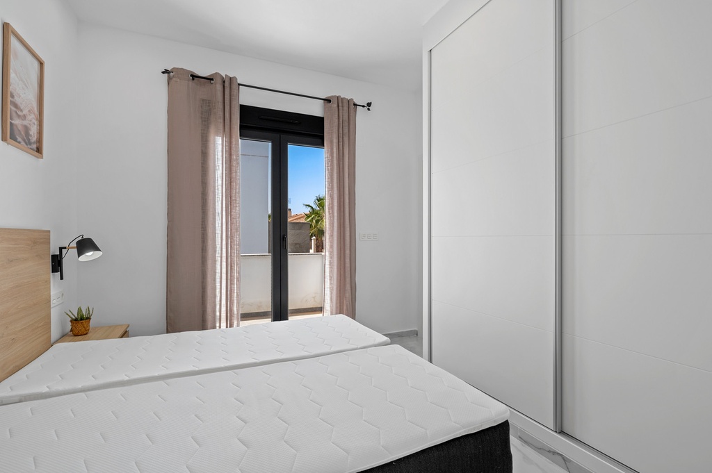Moderná vila v Torrevieja – Costa Blanca