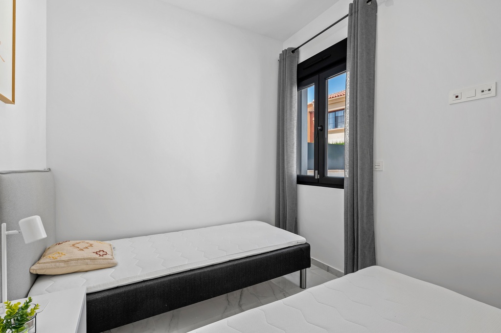 Moderná vila v Torrevieja – Costa Blanca