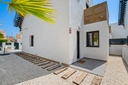 Moderná vila v Torrevieja – Costa Blanca