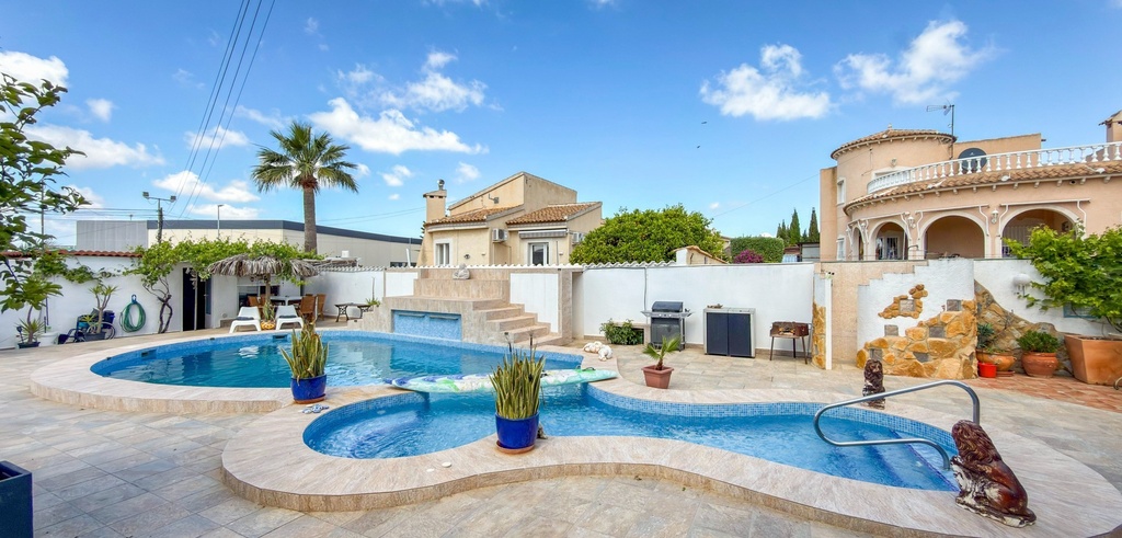 Luxusná vila v Ciudad Quesada – Costa Blanca