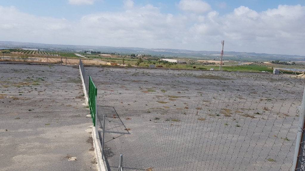 Moderný Finca v Los Montesinos