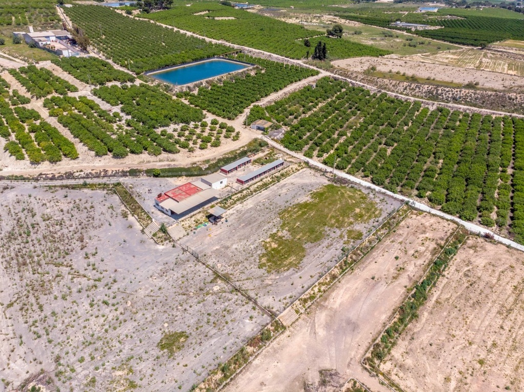 Moderný Finca v Los Montesinos