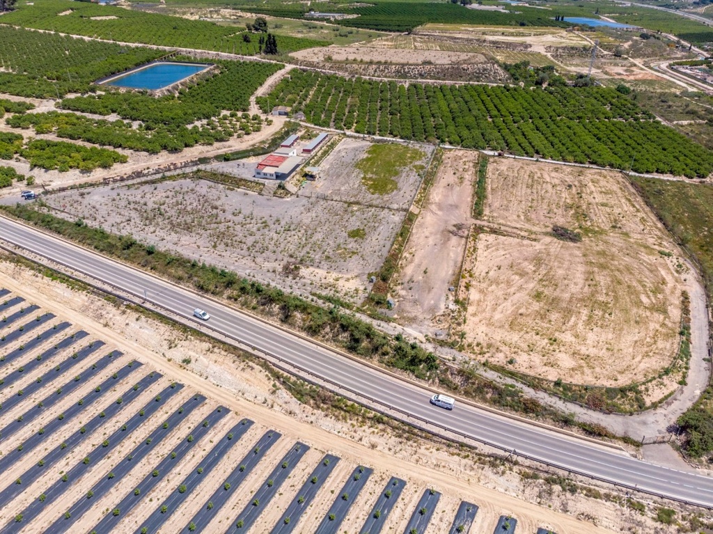 Moderný Finca v Los Montesinos