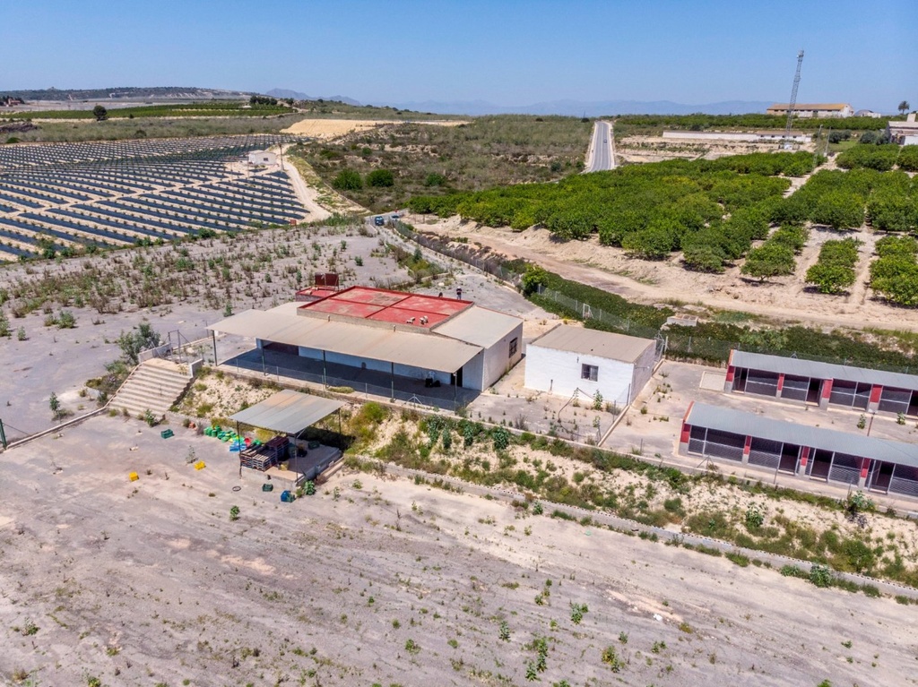 Moderný Finca v Los Montesinos