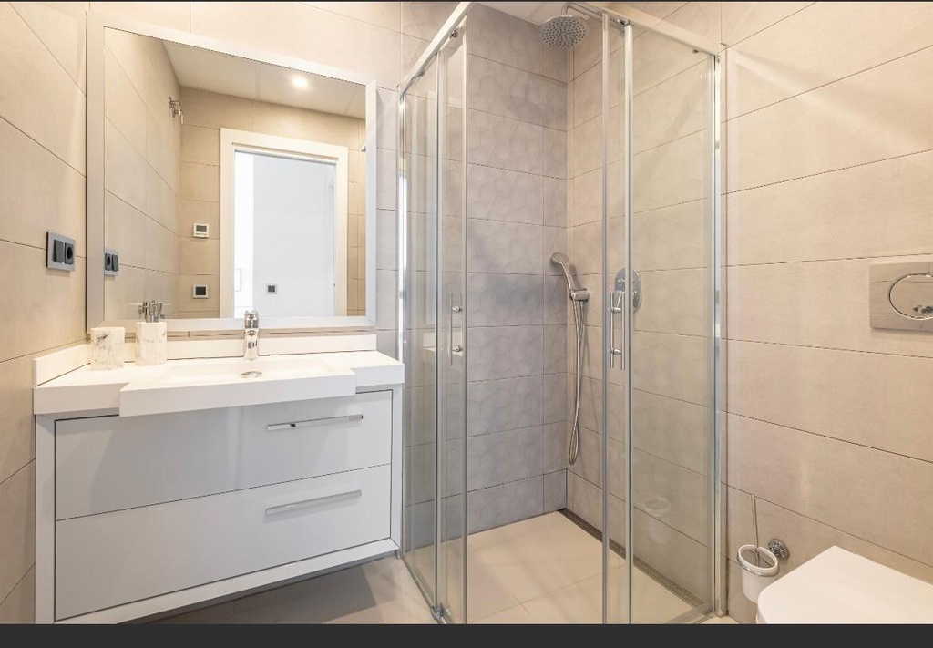 Moderný apartmán v Benidorm – Playa de Poniente