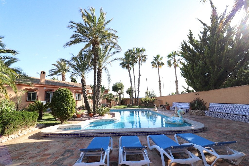 Luxusná vila v Torrevieja – Costa Blanca