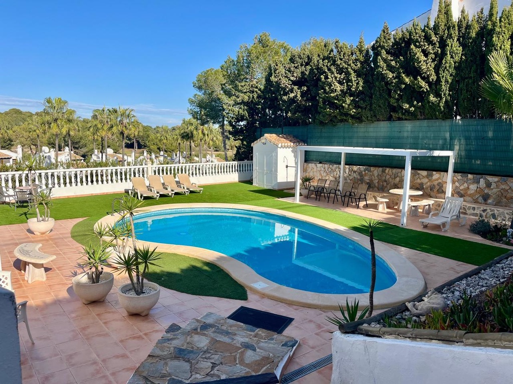 Luxusná vila v Villamartin – Costa Blanca