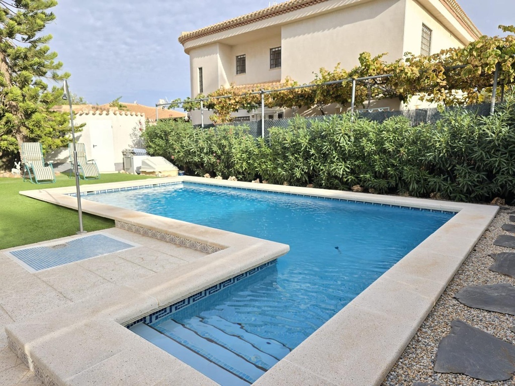 Moderná vila v Orihuela Costa – Playa Flamenca