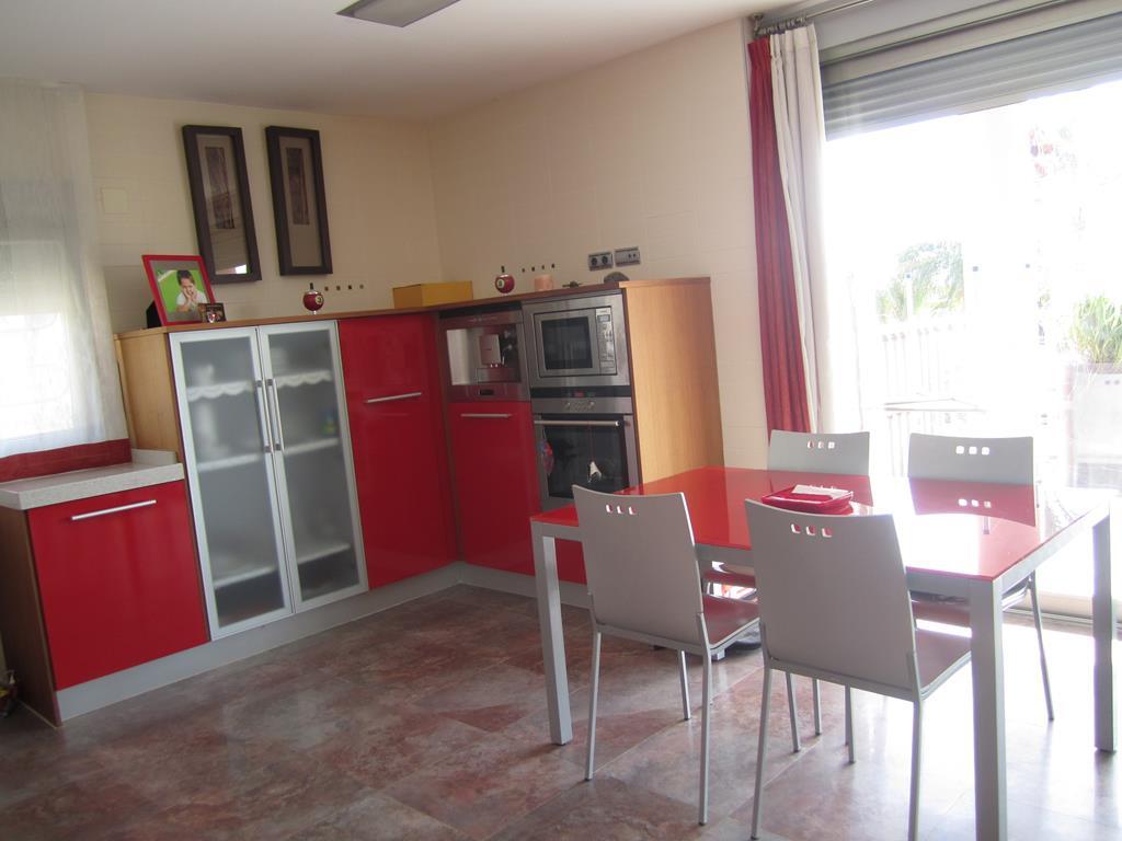 Luxusná vila v Los Montesinos s bazénom