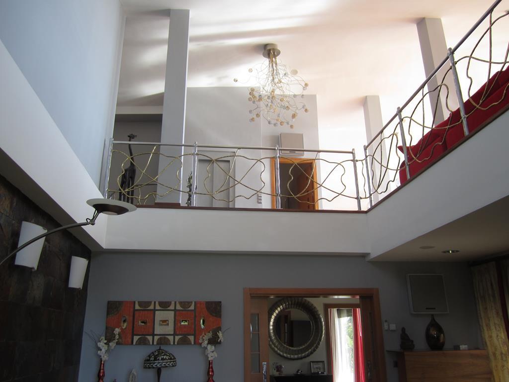 Luxusná vila v Los Montesinos s bazénom