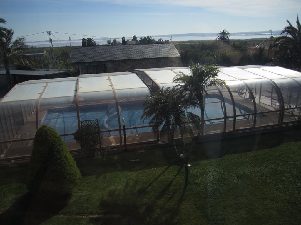 Luxusná vila v Los Montesinos s bazénom