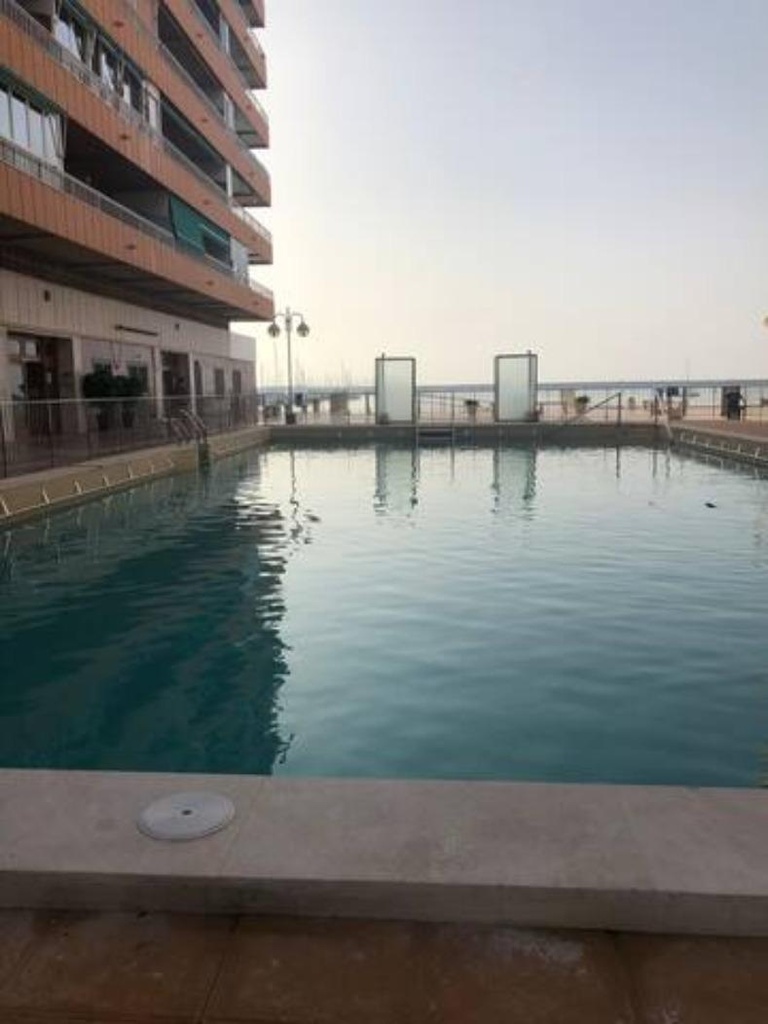 Moderný apartmán v Torrevieja – Playa De Los Naufragos