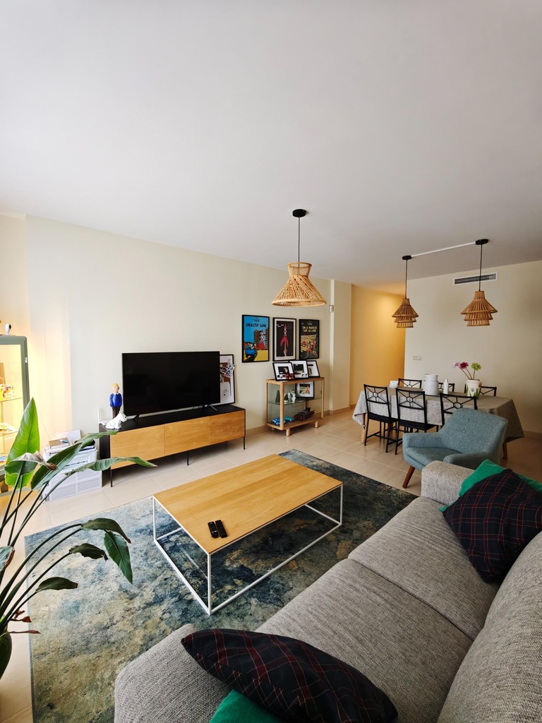 Moderný apartmán v San Miguel de Salinas s bazénom