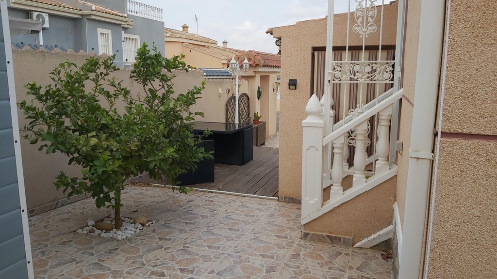 Moderná vila v Benimar – Costa Blanca
