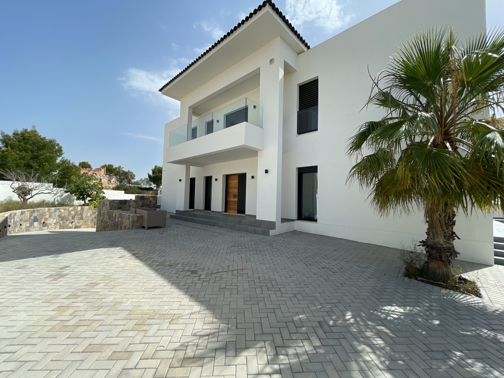 Luxusná vila v Ciudad Quesada – Costa Blanca