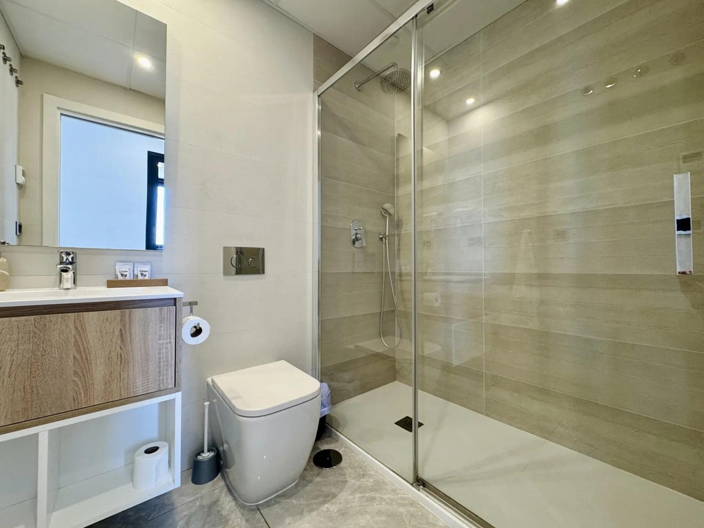Moderný apartmán v Benidorm – Playa de Poniente