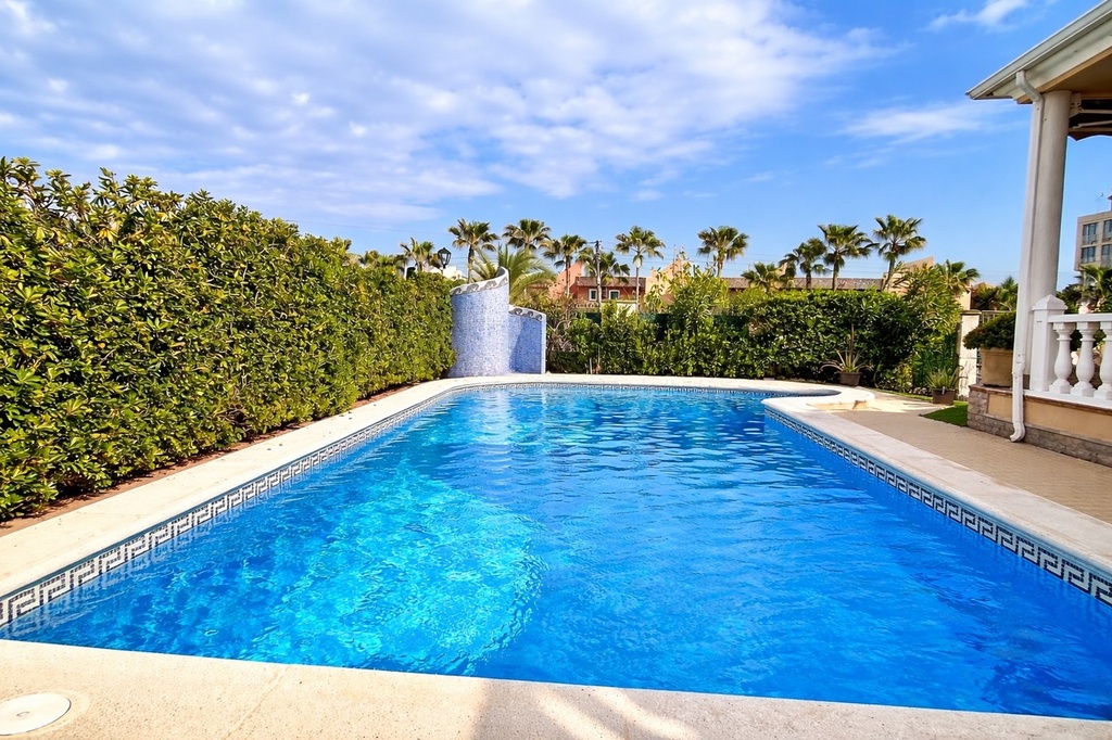 Luxusná vila v La Mata – Costa Blanca