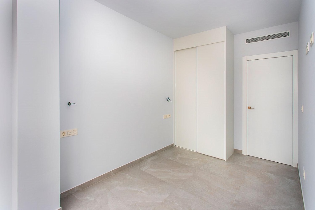 Moderný apartmán v Torrevieja – Playa Del Cura