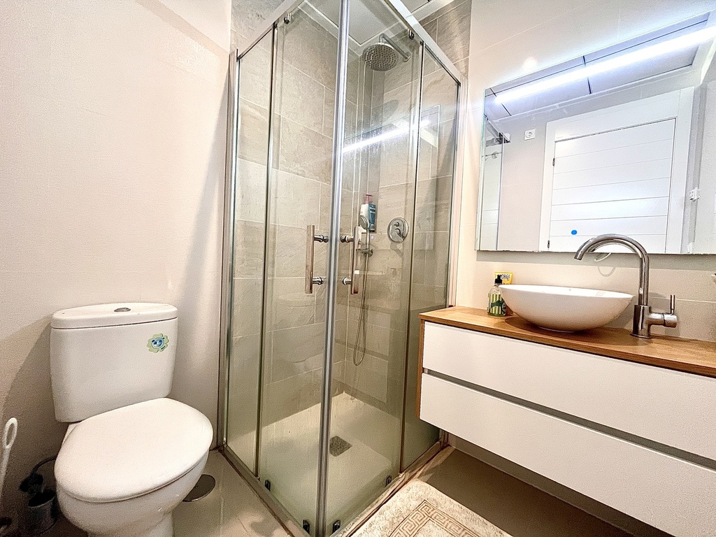 Moderný penthouse v Los Dolses – Inland
