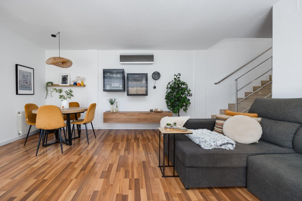 Moderná vila v Los Montesinos – La Herrada