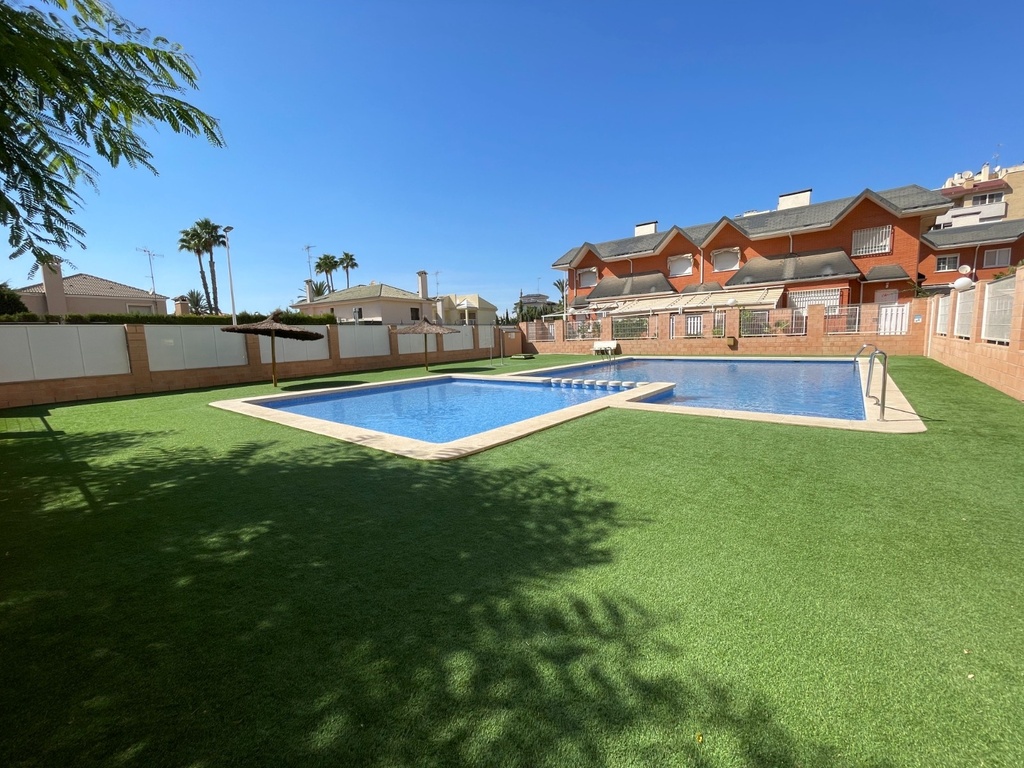 Moderný mestský dom v Elche – Costa Blanca
