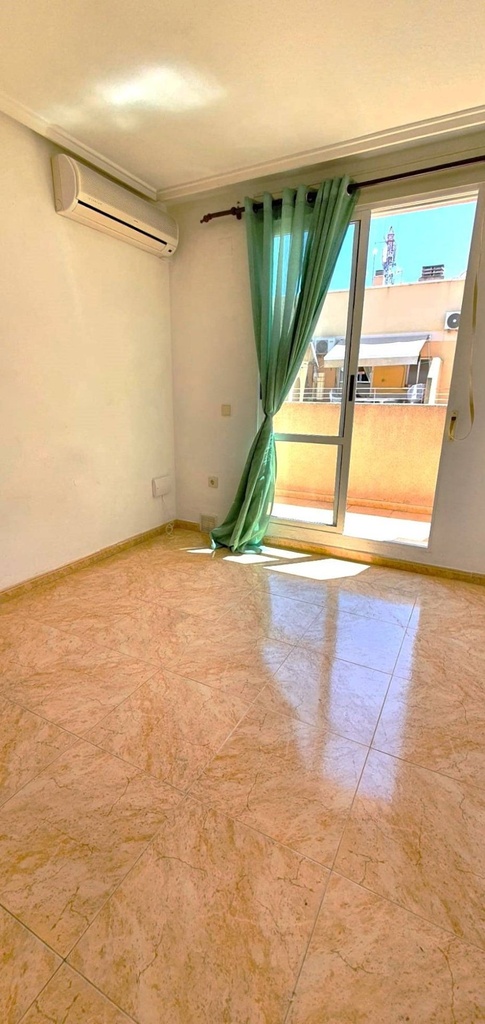 Moderný penthouse v Torrevieja – Playa De Los Locos