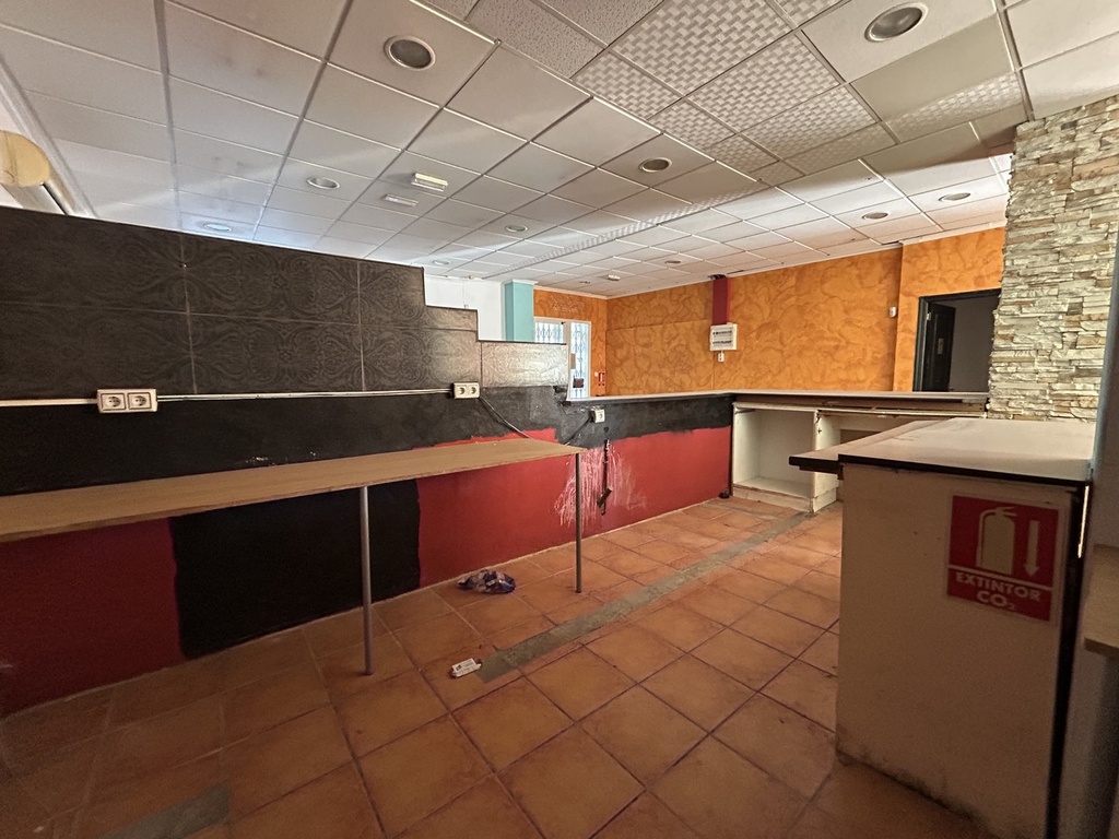 Moderný Commercial v Villamartin – Costa Blanca