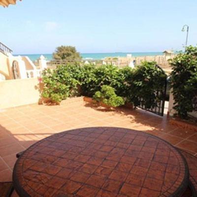 Moderný bungalow v Torrevieja – La Mata