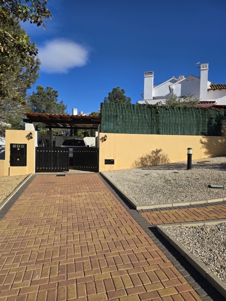 Moderná vila v Fuente Alamo – Inland