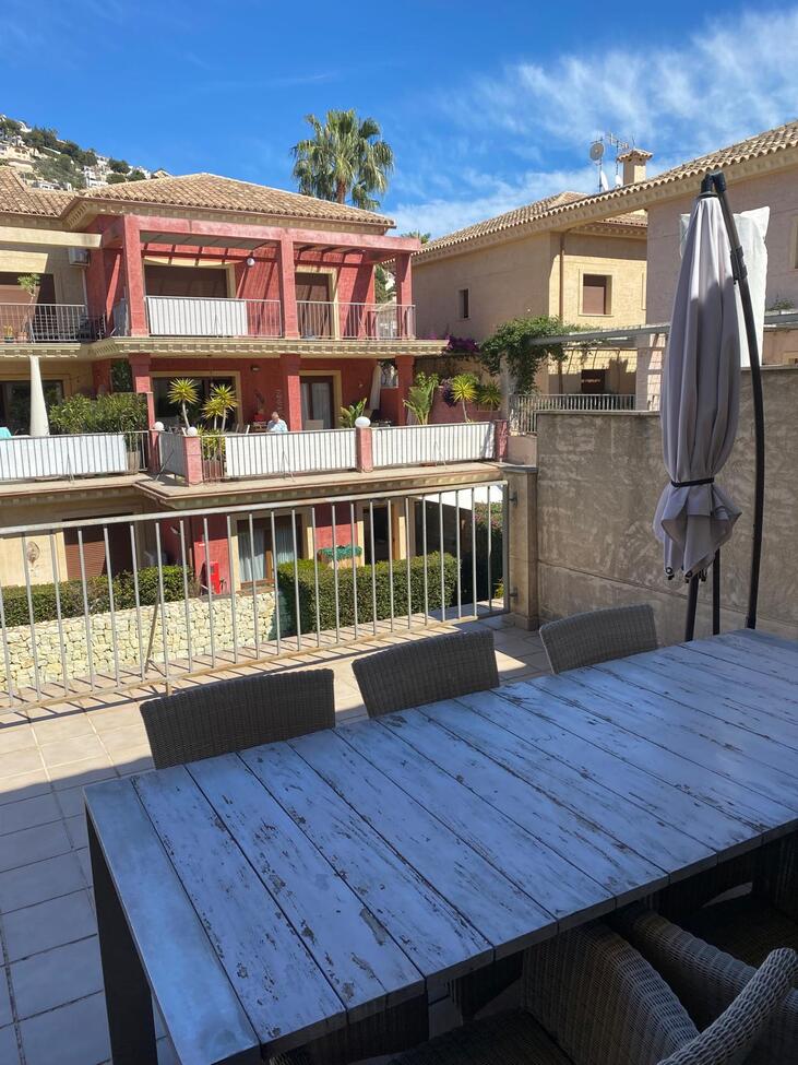 Moderný apartmán v Benissa Costa – Costa Blanca