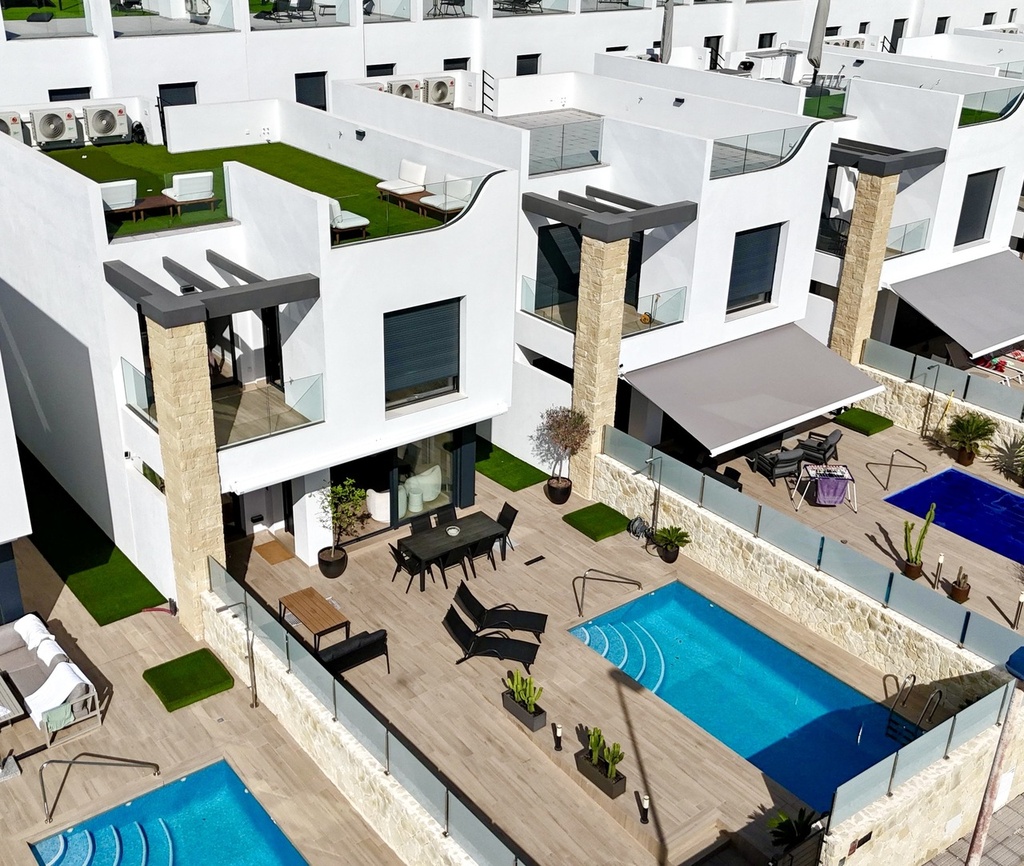 Luxusná vila v Punta Prima – Costa Blanca