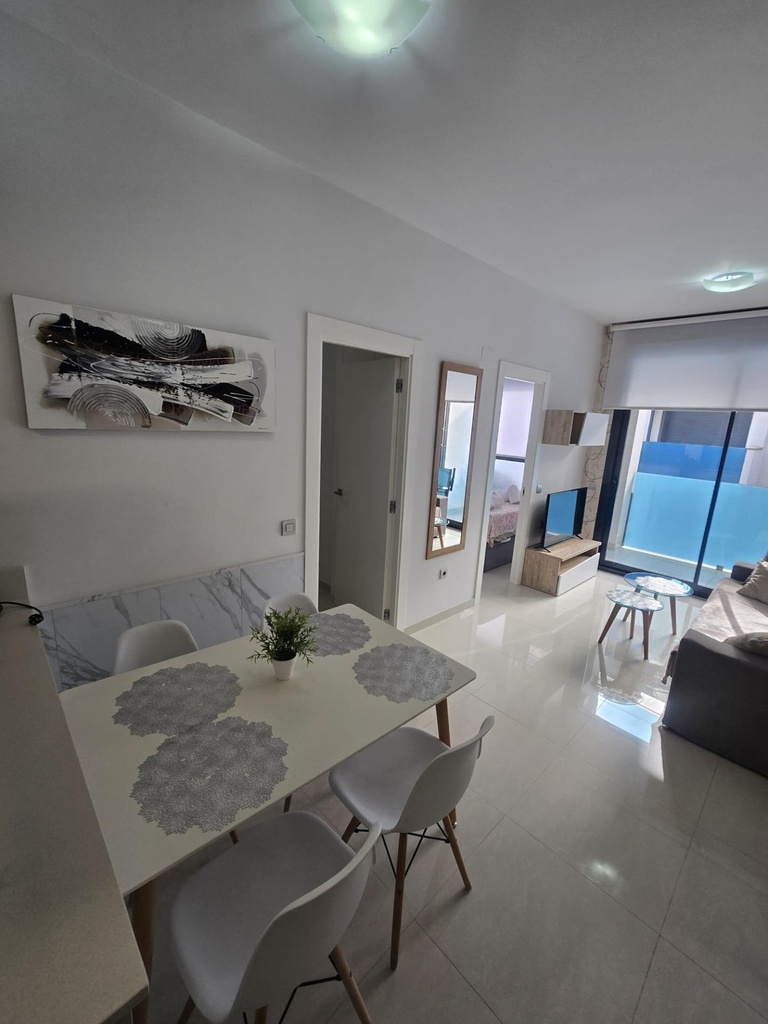 Moderný apartmán v Torrevieja – Estacion De Autobuses
