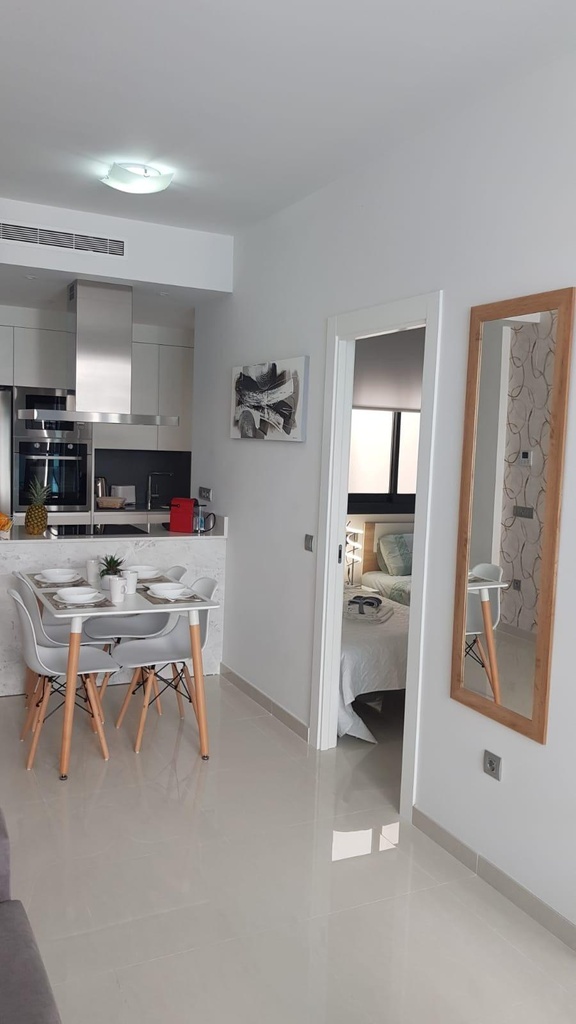 Moderný apartmán v Torrevieja – Estacion De Autobuses
