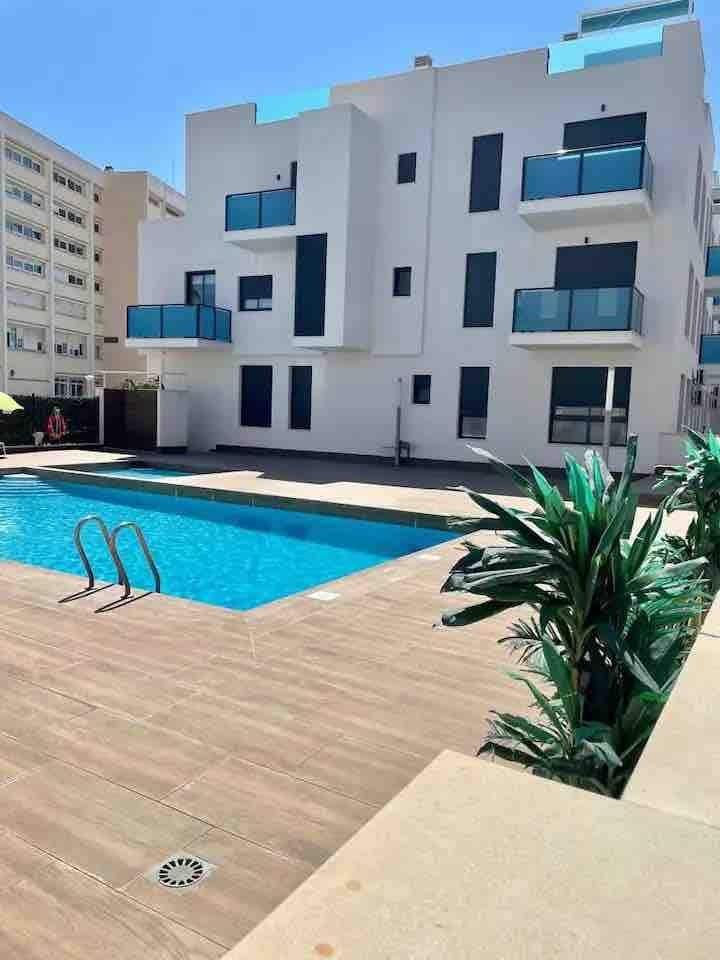 Moderný apartmán v Torrevieja – Estacion De Autobuses