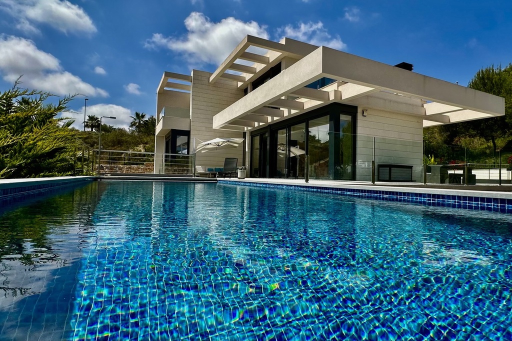 Luxusná vila v Las Colinas Golf – Costa Blanca