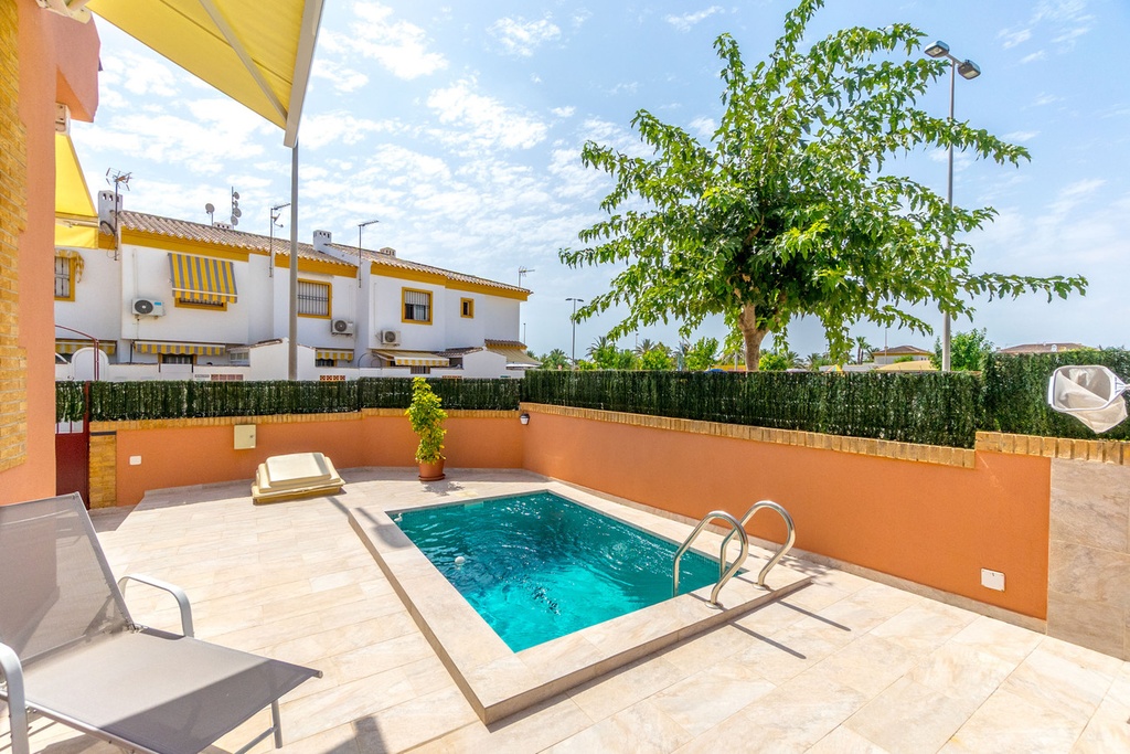 Moderná vila v Torre de La Horadada – Costa Blanca
