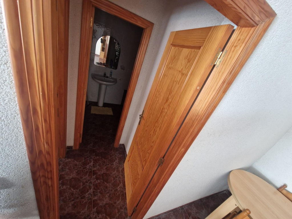 Moderný mestský dom v Torrevieja