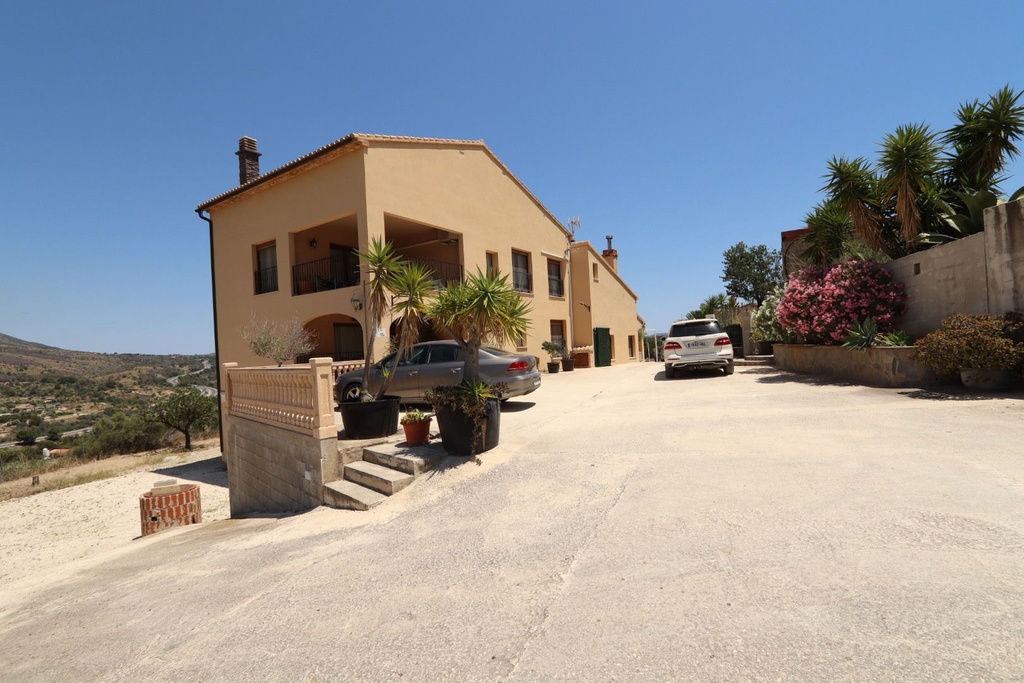 Moderný dom v Benissa – Costa Blanca