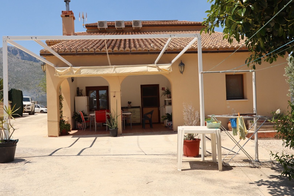 Moderný dom v Benissa – Costa Blanca