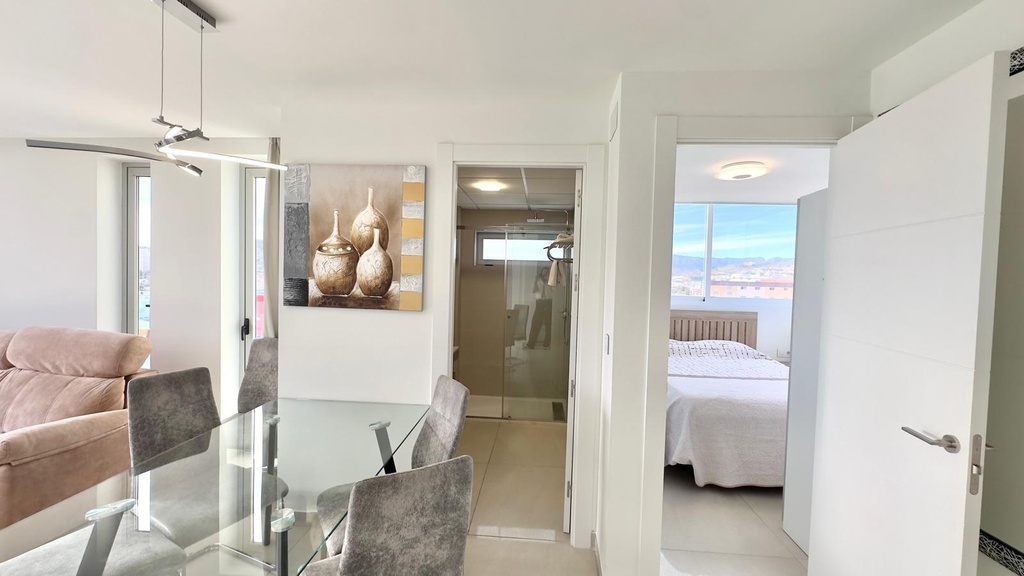 Moderný apartmán v Finestrat s bazénom