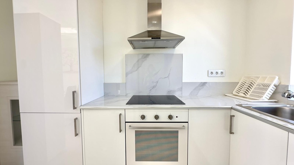 Moderný apartmán v Finestrat s bazénom