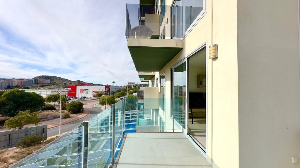 Moderný apartmán v Finestrat s bazénom