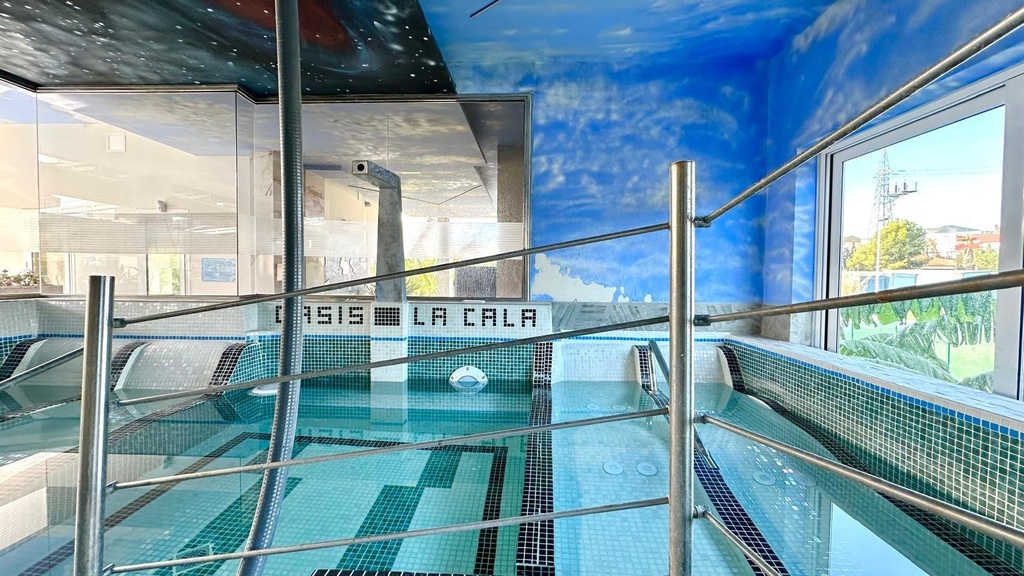 Moderný apartmán v Finestrat s bazénom